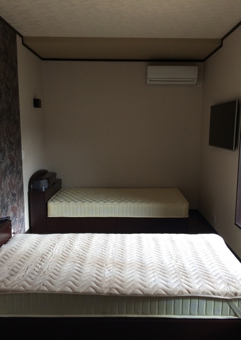 和室から洋室(寝室)へリフォーム